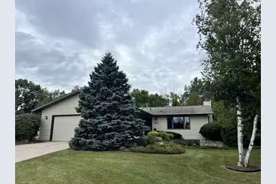 1105 S Ridgeway Avenue, Sturgeon Bay, WI 54235 - Photo 1