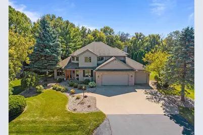 5823 W Royaltroon Drive, Menasha, WI 54952 - Photo 1