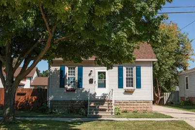 814 3rd Street, Green Bay, WI 54304 - Photo 1