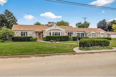 610 W Pine Street, New London, WI 54961 - Photo 1