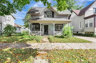 710 Wright St, Oshkosh, WI 54901 - Photo 1