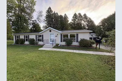 1400 Superior Avenue, Oconto, WI 54153 - Photo 1