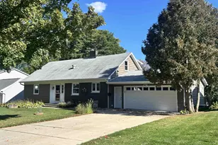 412 Saratoga St, Green Bay, WI 54303 - Photo 1