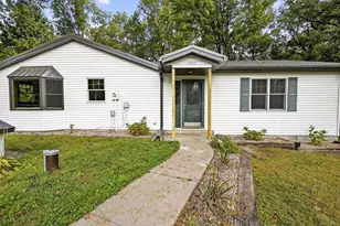N6940 Menominee Dr, Shawano, WI 54166 - Photo 1