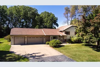 1819 Westbreeze Drive, Oshkosh, WI 54904 - Photo 1