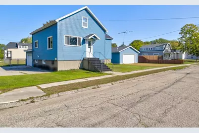 301 E Bay Shore Street, Marinette, WI 54143 - Photo 1