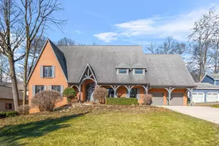 2060 Wintergreen Ct, Green Bay, WI 54304 - Photo 1