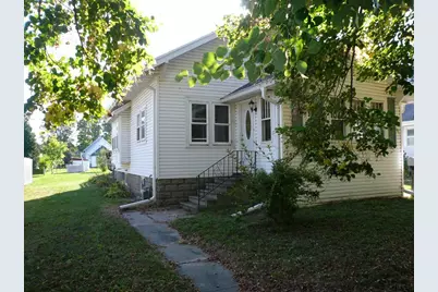 925 Bond Street, Green Bay, WI 54303 - Photo 1