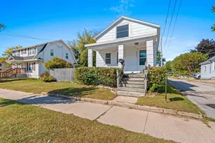 817 N Irwin Ave, Green Bay, WI 54302 - Photo 1