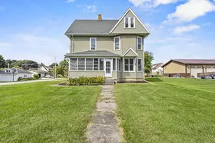 111 N Margaret St, Markesan, WI 53946 - Photo 1