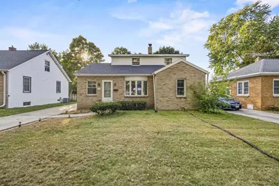 154 Reimer Street, Green Bay, WI 54302 - Photo 1