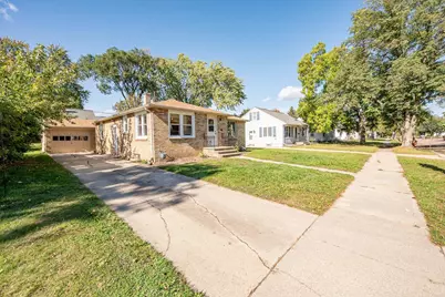 717 Park Street, Green Bay, WI 54303 - Photo 1