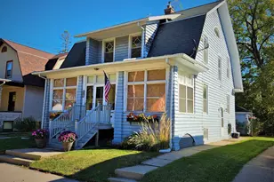 1032 Mt Vernon St, Oshkosh, WI 54901 - Photo 1