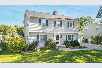 1112 Oxford Court, Neenah, WI 54956 - Photo 1