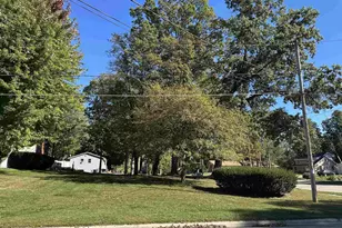 1437 Baumgart Rd, Green Bay, WI 54304 - Photo 1