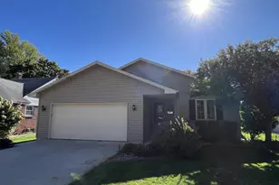 1125 Elmore St, Green Bay, WI 54303 - Photo 1