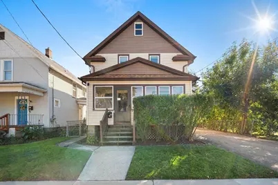 15 E Nevada Avenue, Oshkosh, WI 54901 - Photo 1