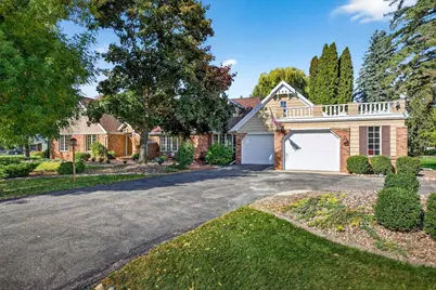 9 Meadowbrook Lane, Appleton, WI 54914 - Photo 1