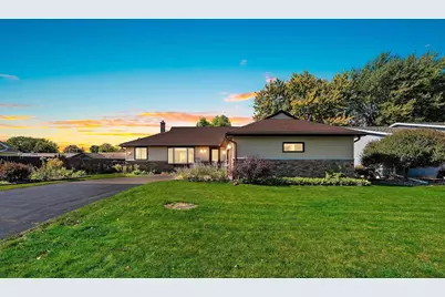 1811 N Whitney Drive, Appleton, WI 54914 - Photo 1