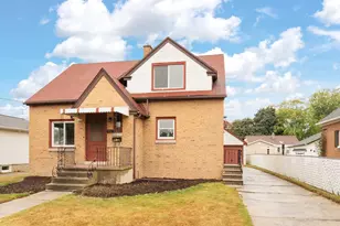 1328 S 21st St, Manitowoc, WI 54220 - Photo 1