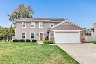 1307 Blue Ridge Dr, Green Bay, WI 54304 - Photo 1