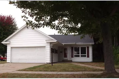 251 Erie Avenue, Oconto, WI 54153 - Photo 1