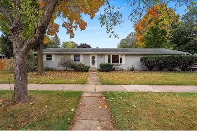 1779 9th Street, Green Bay, WI 54304 - Photo 1