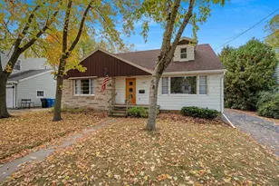 1709 Algoma Blvd, Oshkosh, WI 54901 - Photo 1