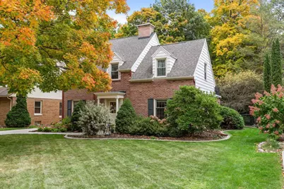 280 River Drive, Appleton, WI 54915 - Photo 1