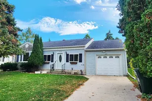 548 E 1st St, Fond du Lac, WI 54935 - Photo 1