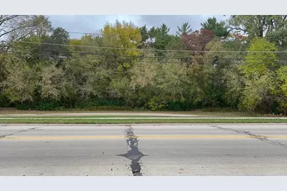 2800 Humboldt Road, Green Bay, WI 54311 - Photo 1