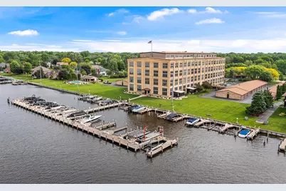 1545 Arboretum Drive #411, Oshkosh, WI 54901 - Photo 1