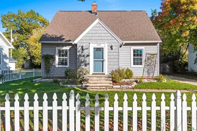 430 E Glendale Avenue, Appleton, WI 54911 - Photo 1