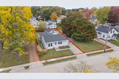 1000 W Kamps Avenue, Appleton, WI 54914 - Photo 1