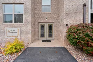 1600 Rustic Oaks Ct, Green Bay, WI 54301 - Photo 1