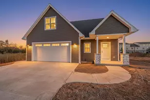 1405 Hoffman Rd, Green Bay, WI 54311 - Photo 1