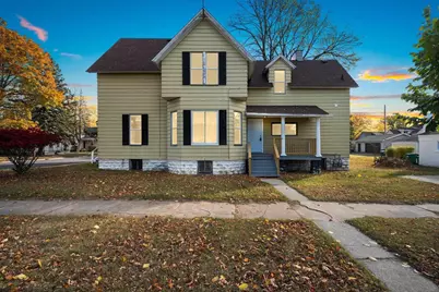 1443 Logan Avenue, Marinette, WI 54143 - Photo 1