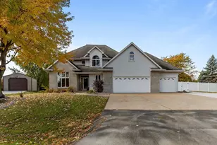 337 Forest View Rd, Oshkosh, WI 54904 - Photo 1