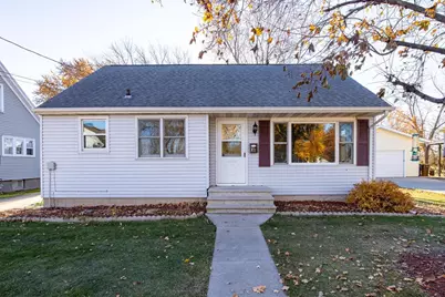 871 Plank Road, Menasha, WI 54952 - Photo 1