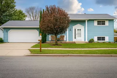 1115 Roosevelt Street, Little Chute, WI 54140 - Photo 1