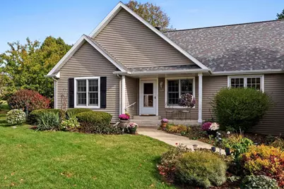 322 N 18th Avenue, Sturgeon Bay, WI 54235 - Photo 1