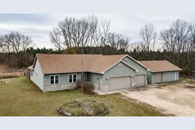 E8835 Huntley Road, New London, WI 54961 - Photo 1