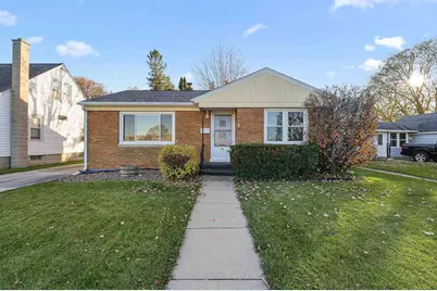 76 W 11th Street, Fond du Lac, WI 54935 - Photo 1