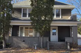 29 N Clinton Ave, Clintonville, WI 54929 - Photo 1