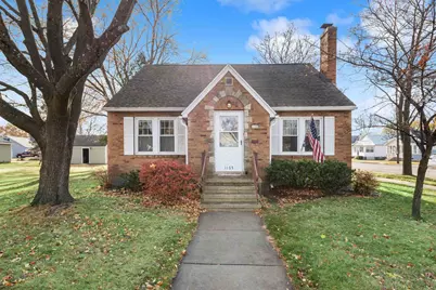 1165 Logan Avenue, Marinette, WI 54143 - Photo 1