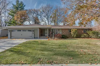 601 Carol Lynn Drive, Little Chute, WI 54140 - Photo 1