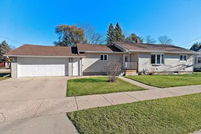 506 E Front Street, Peshtigo, WI 54157 - Photo 1