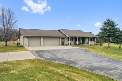 8144 South Chase Road, Pulaski, WI 54162 - Photo 1