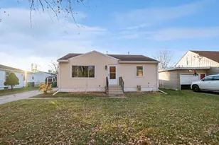 1045 Grognet St, Green Bay, WI 54302 - Photo 1