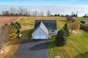 N1356 Lakeshore Rd, Kewaunee, WI 54216 - Photo 1